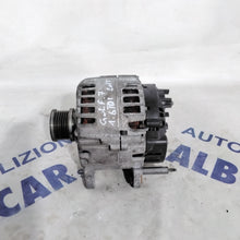 Carica l&#39;immagine nel visualizzatore di Gallery, Alternatore volkswagen golf 1.6 TDI  codice: 03L903023L (sf15p7)
