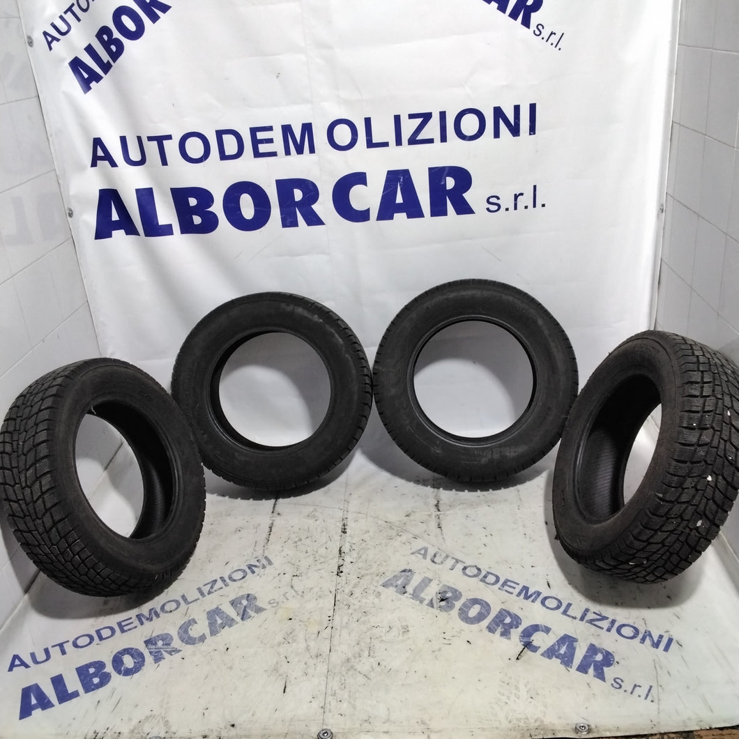 4 gomme invernale 185/65/15 anno 2020